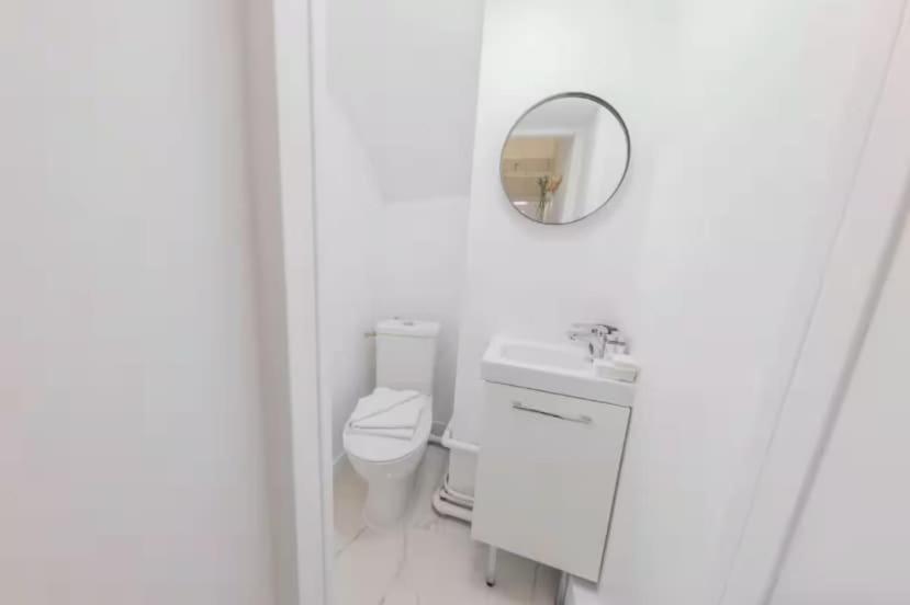Charming Apartment Near Gare De L'Est Paris Exterior photo