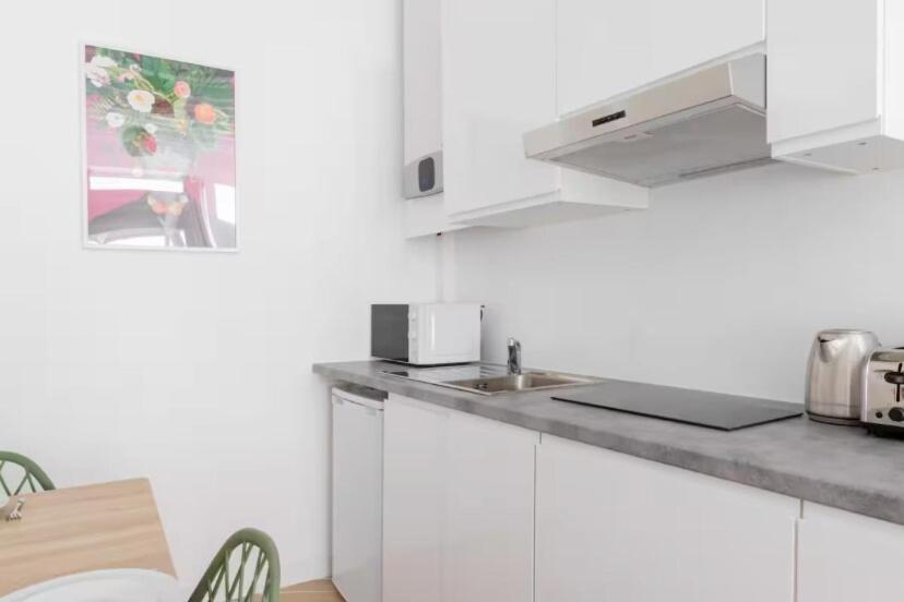 Charming Apartment Near Gare De L'Est Paris Exterior photo